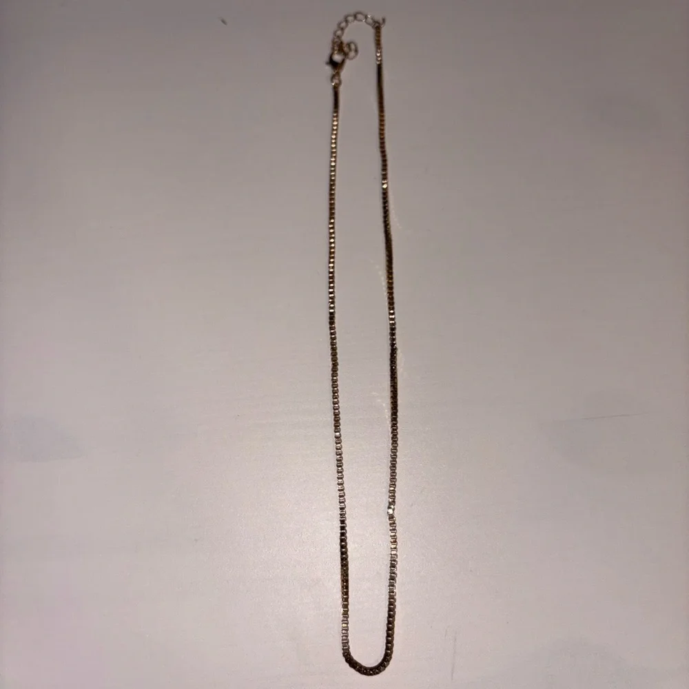 Elegant Gold Chain Necklace